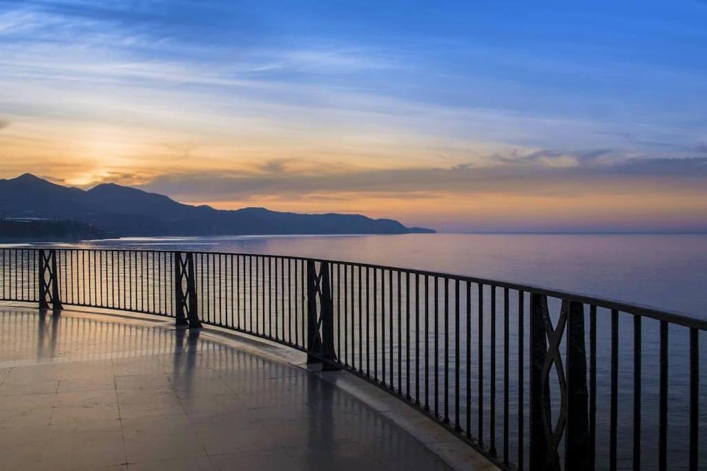 Sunny Afternoons Calaceite Torrox Bagian luar foto