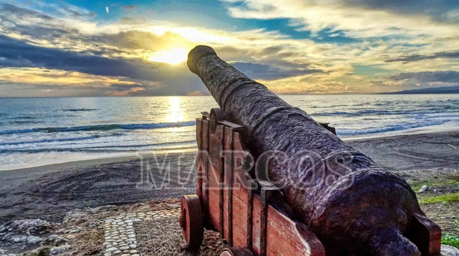 Sunny Afternoons Calaceite Torrox Bagian luar foto